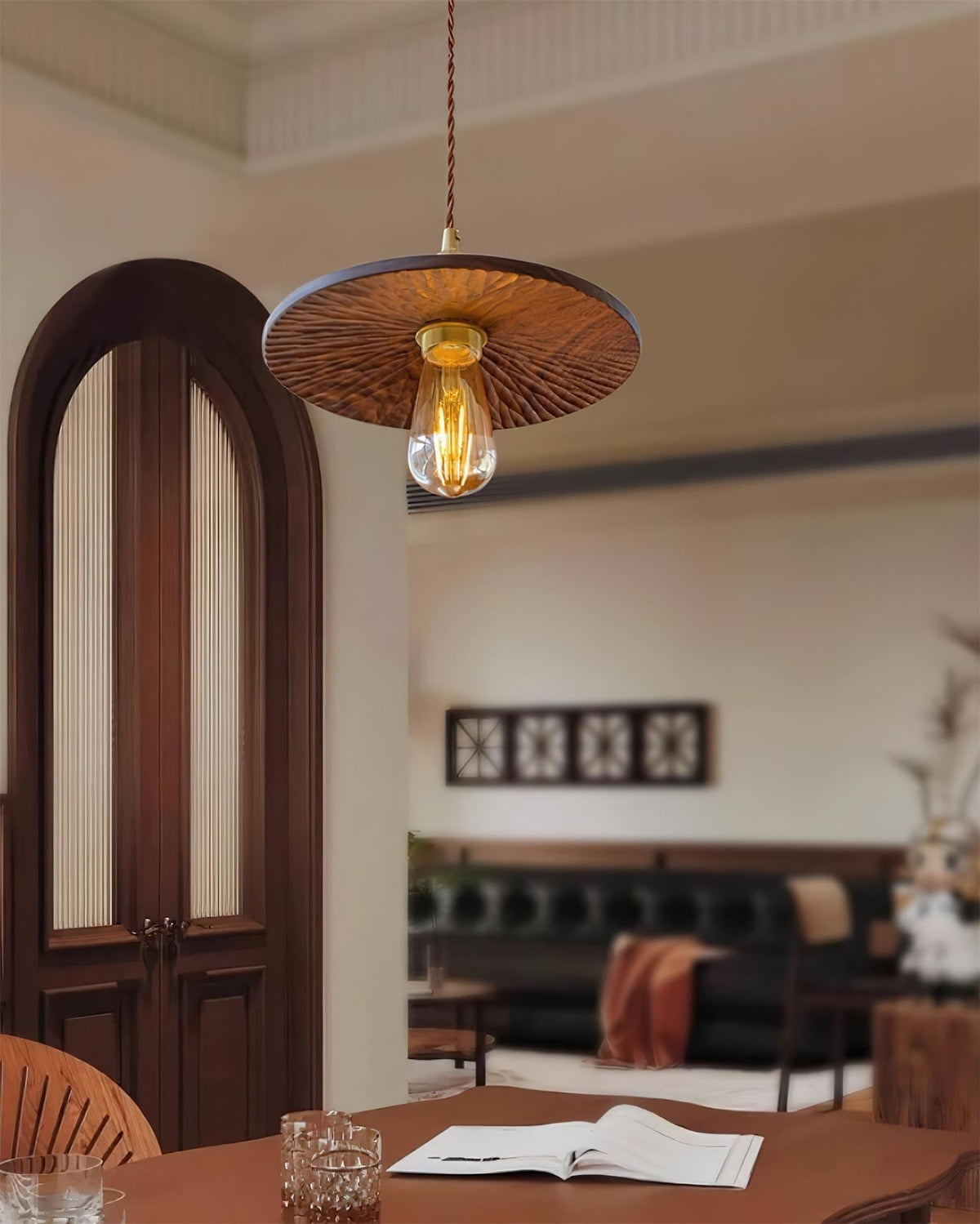 Rei lampa wisząca