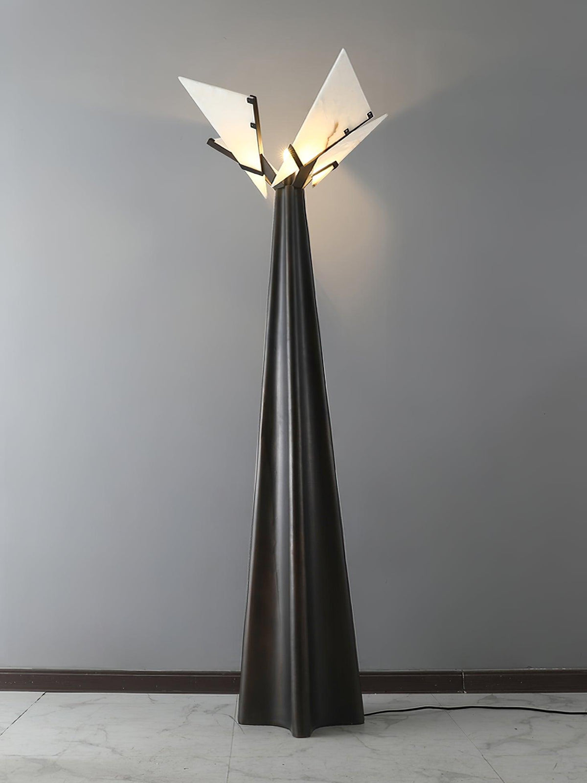Baelis minimalistyczna lampa stojąca