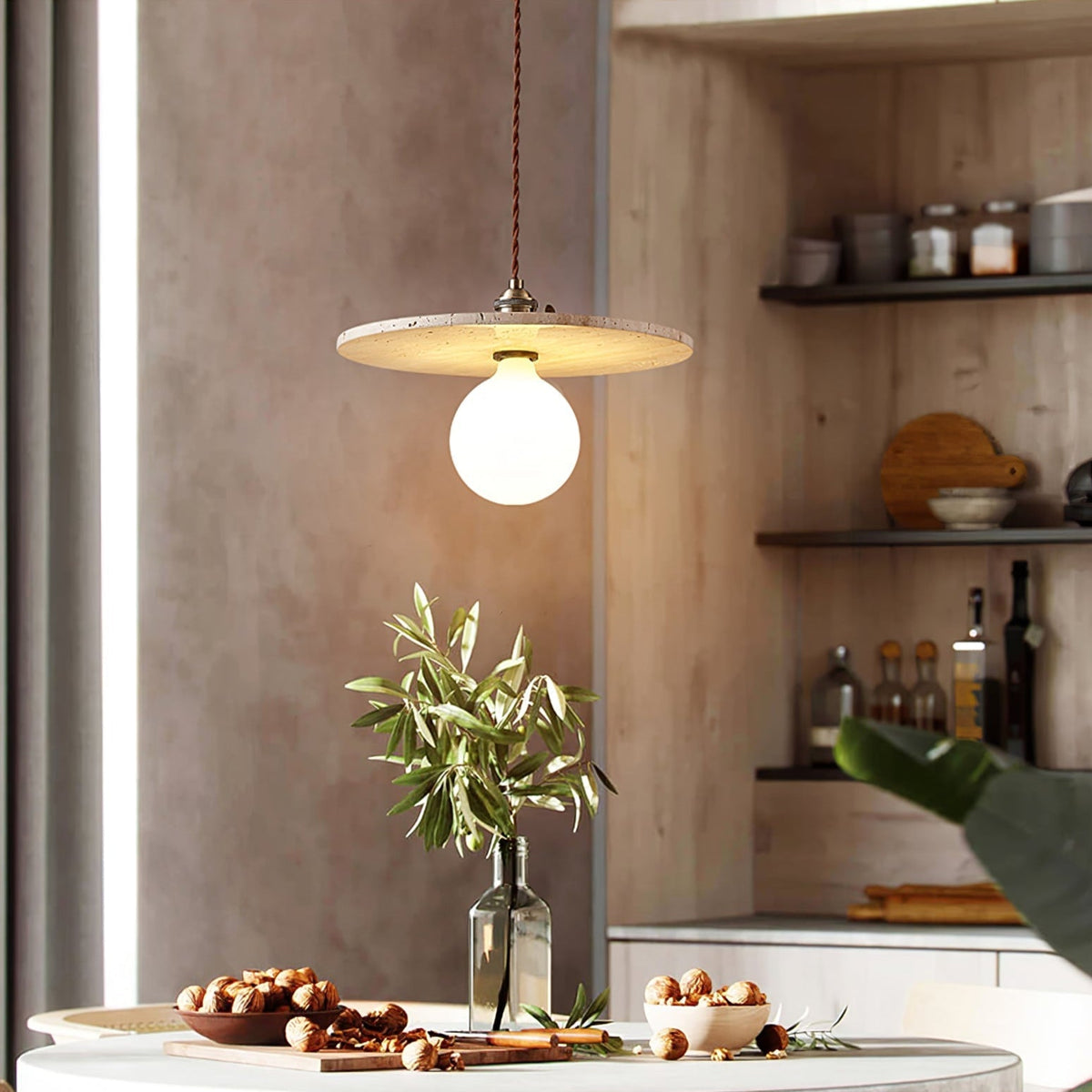 Tavaora minimalistyczna lampa wisząca w żółtym travertynie