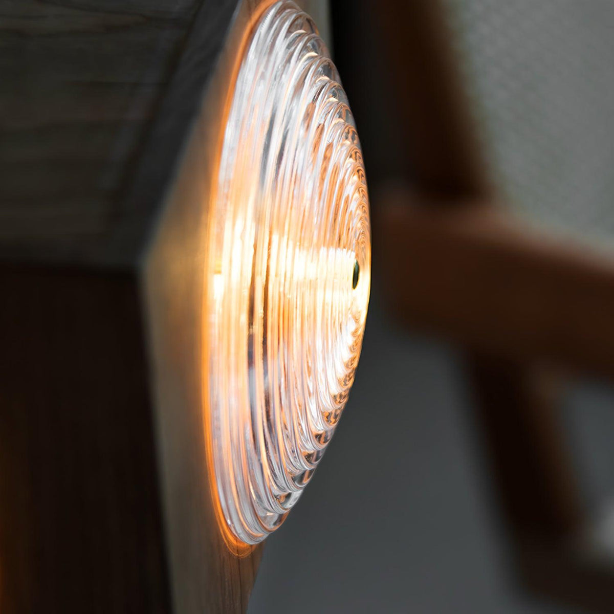 Vesoren trójnóg drewniana lampa stojąca