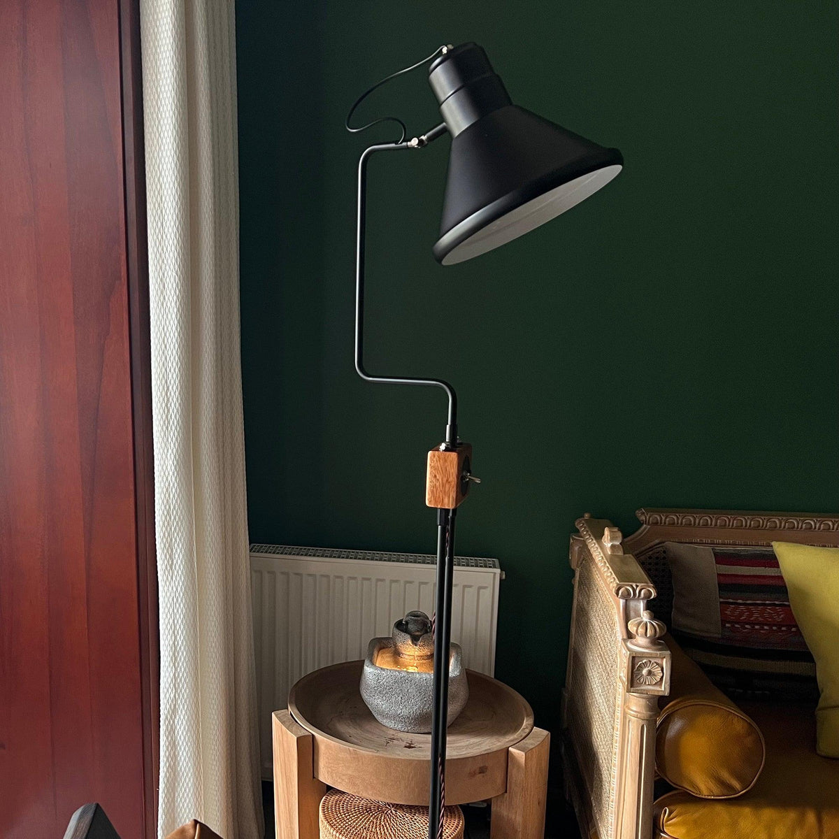Terieria lampa stojąca