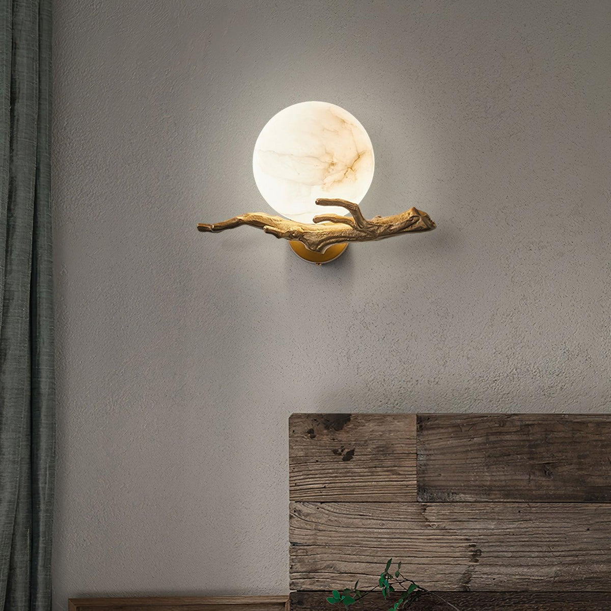 Erixa Retro Twigs Brass Marble Kinkiet