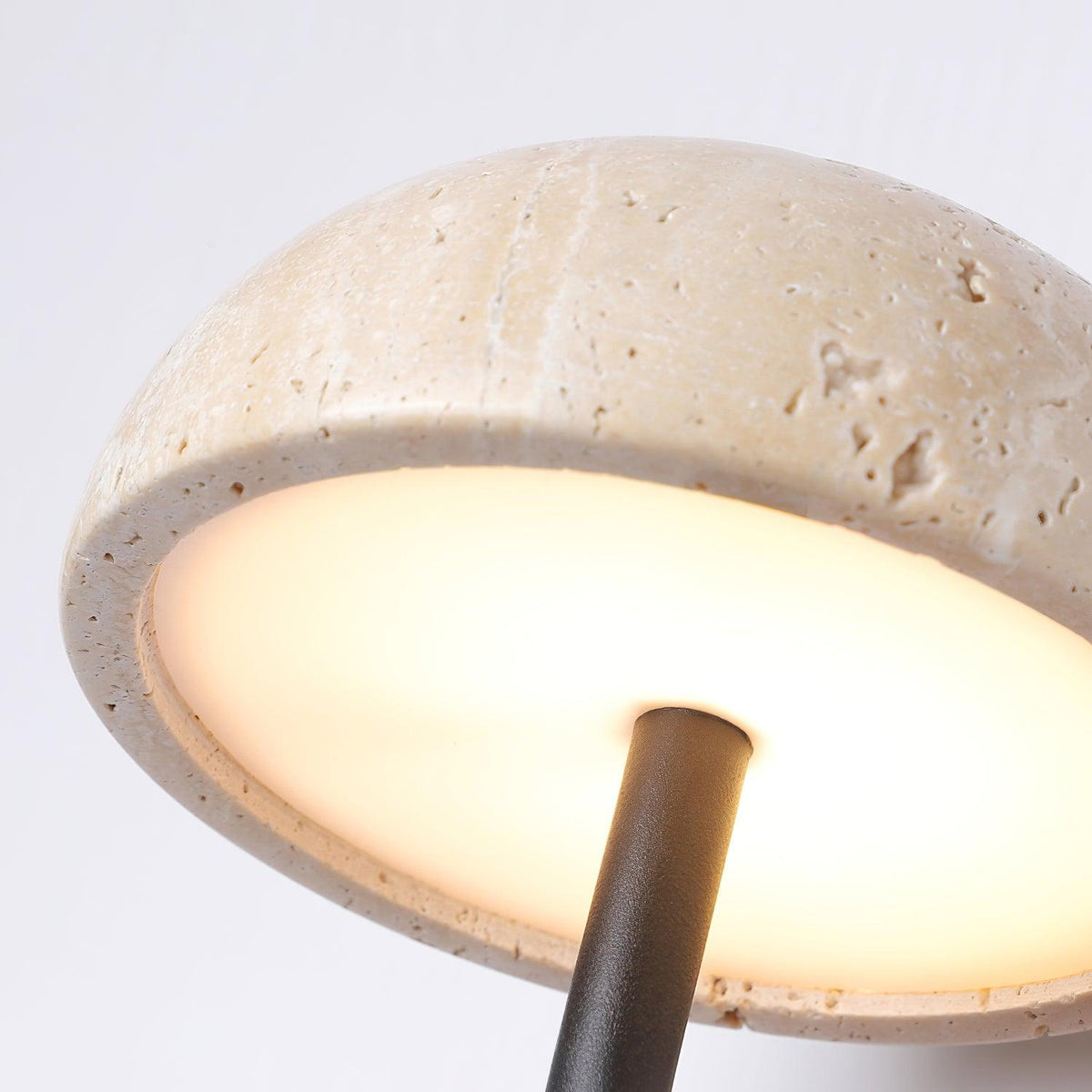 Solaro lampa ścienna Travertine półkopuła osłona