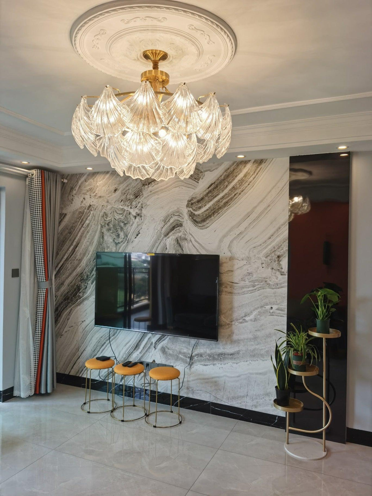 Veluaya lampa sufitowa ze szkła z żebrowaną powłoką w kolorze miedzi
