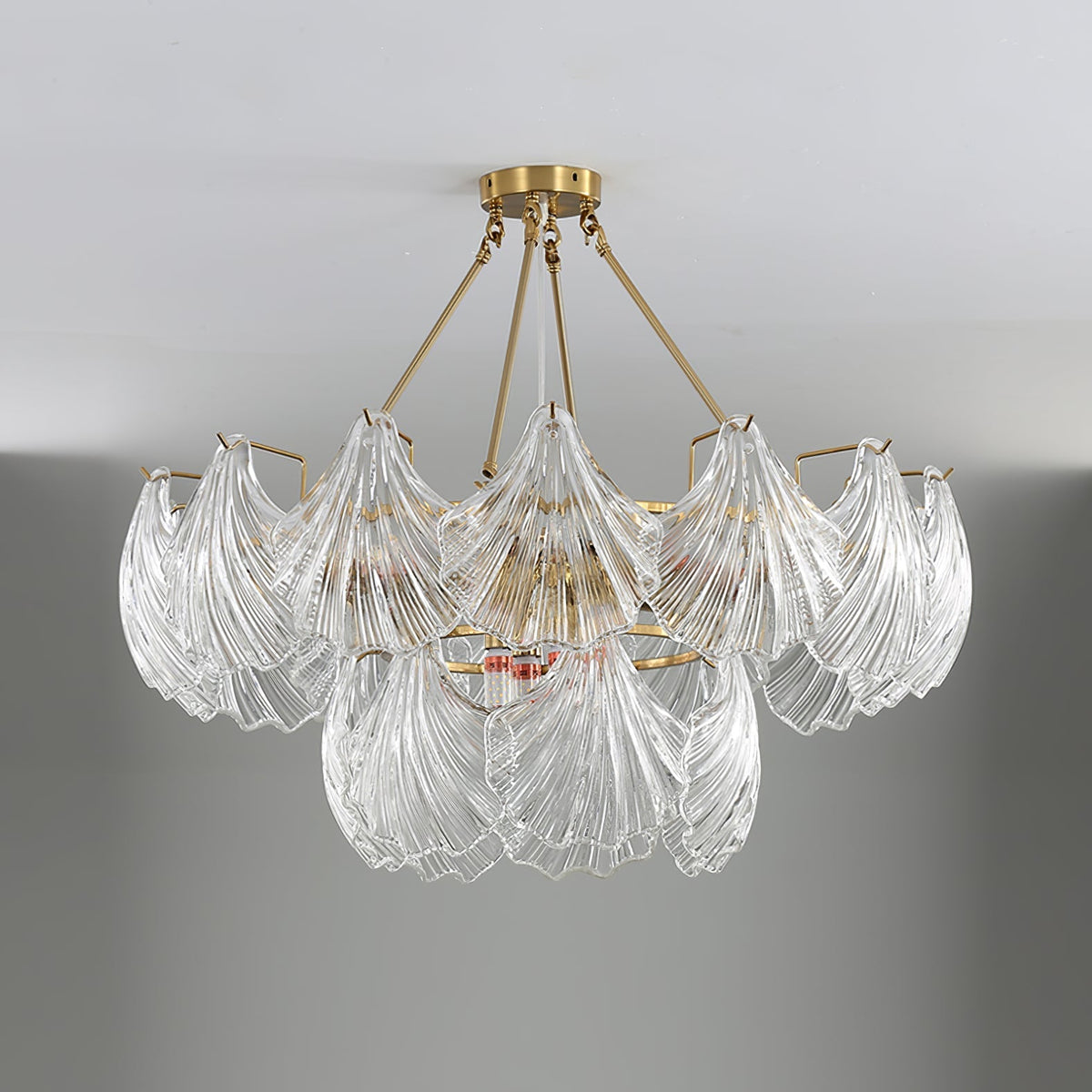 Veluaya lampa sufitowa ze szkła z żebrowaną powłoką w kolorze miedzi