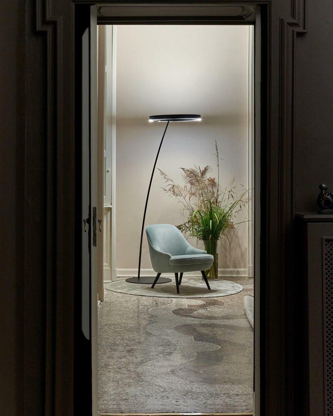 Rondy minimalistyczna lampa stojąca