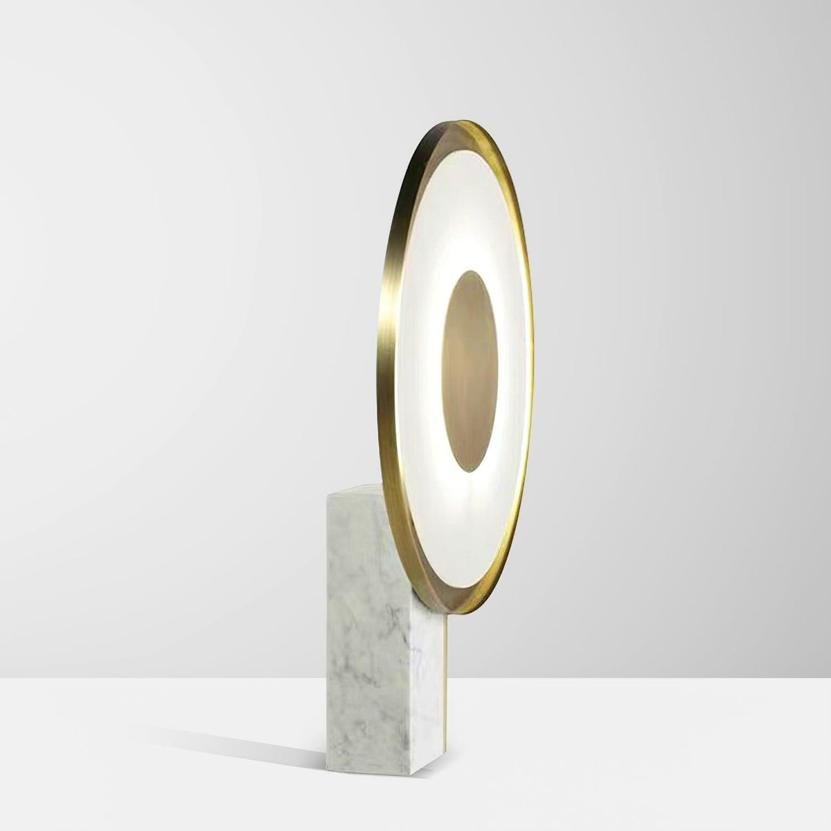 Tessain minimalistyczna lampa stołowa z marmuru