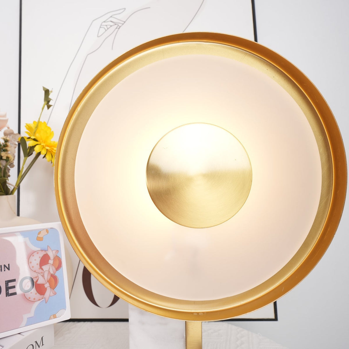 Tessain minimalistyczna lampa stołowa z marmuru