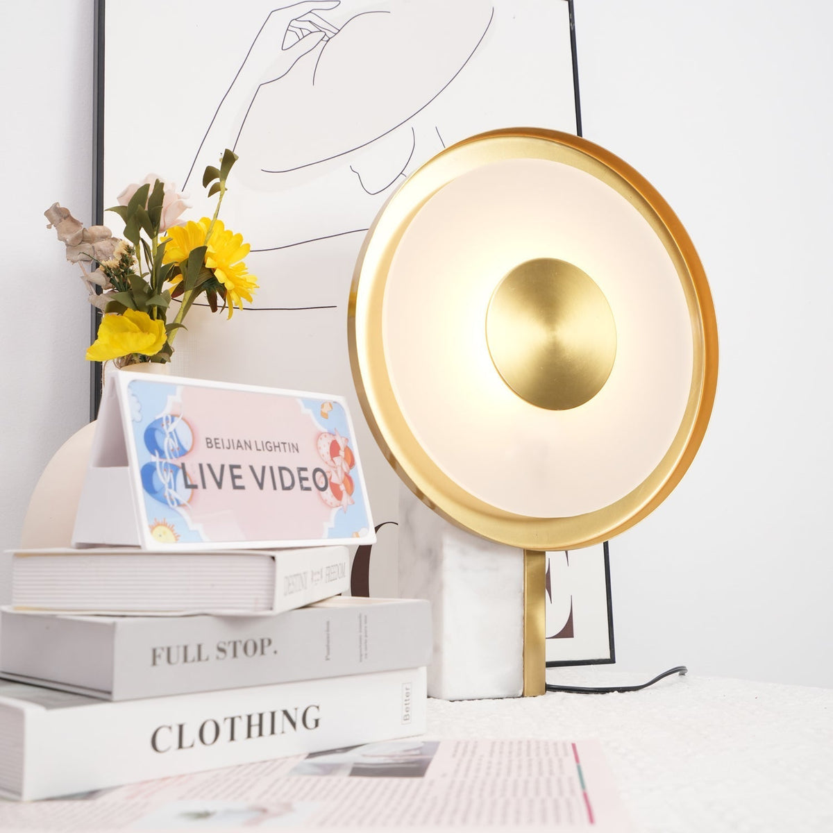 Tessain minimalistyczna lampa stołowa z marmuru
