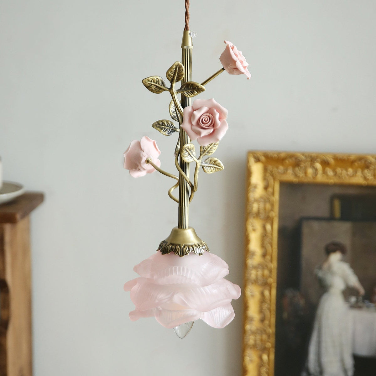 Avenoielle wisząca lampa z motywem kwiatowym