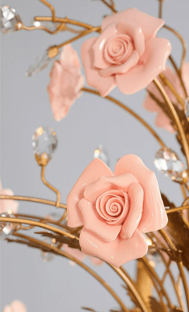 Rose żyrandol