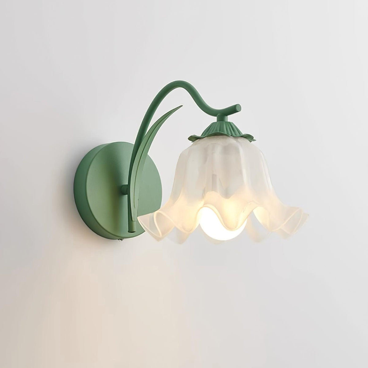 Kinkiet Botanical Whimsy Lily ze sztyftu zielonego
