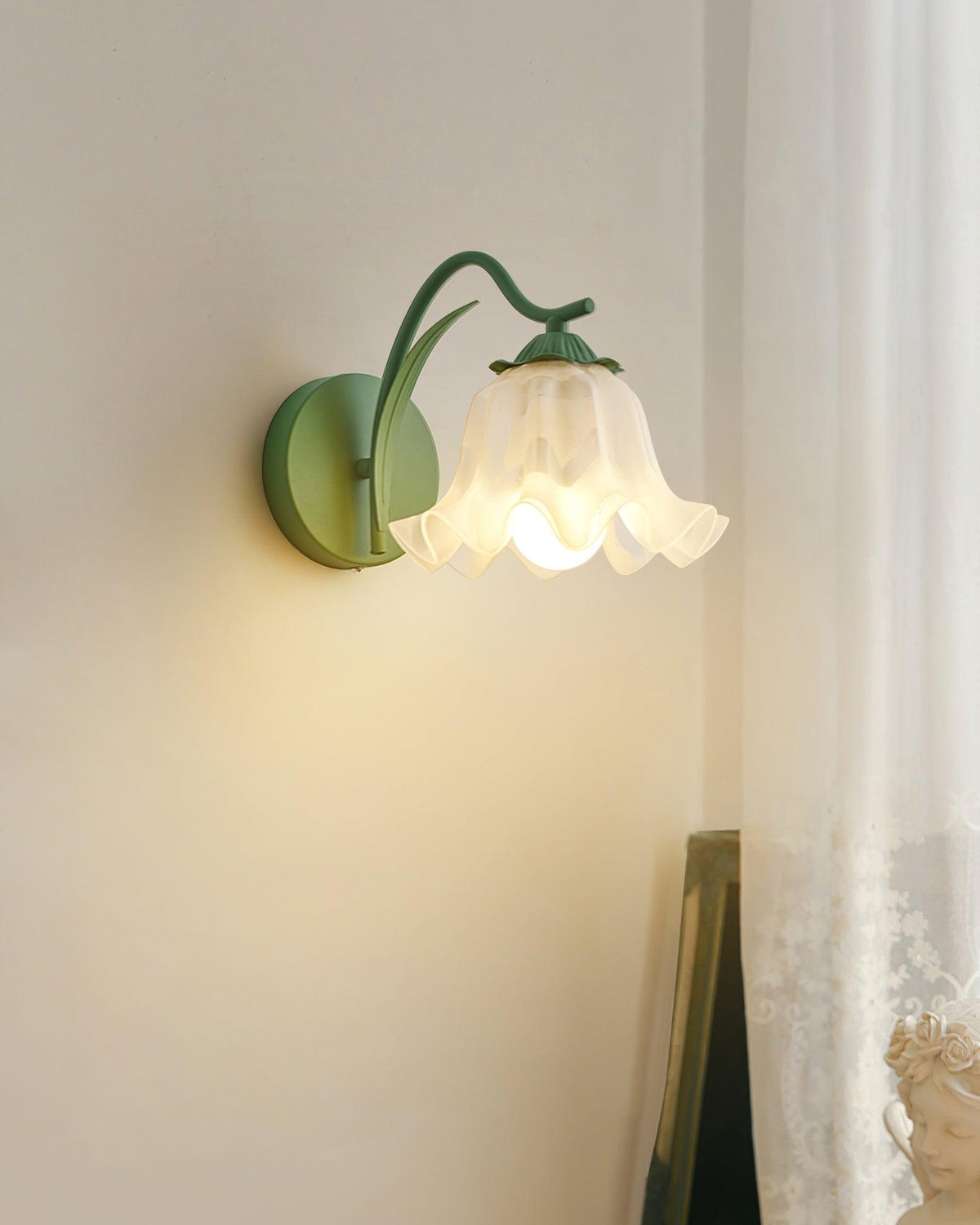 Kinkiet Botanical Whimsy Lily ze sztyftu zielonego