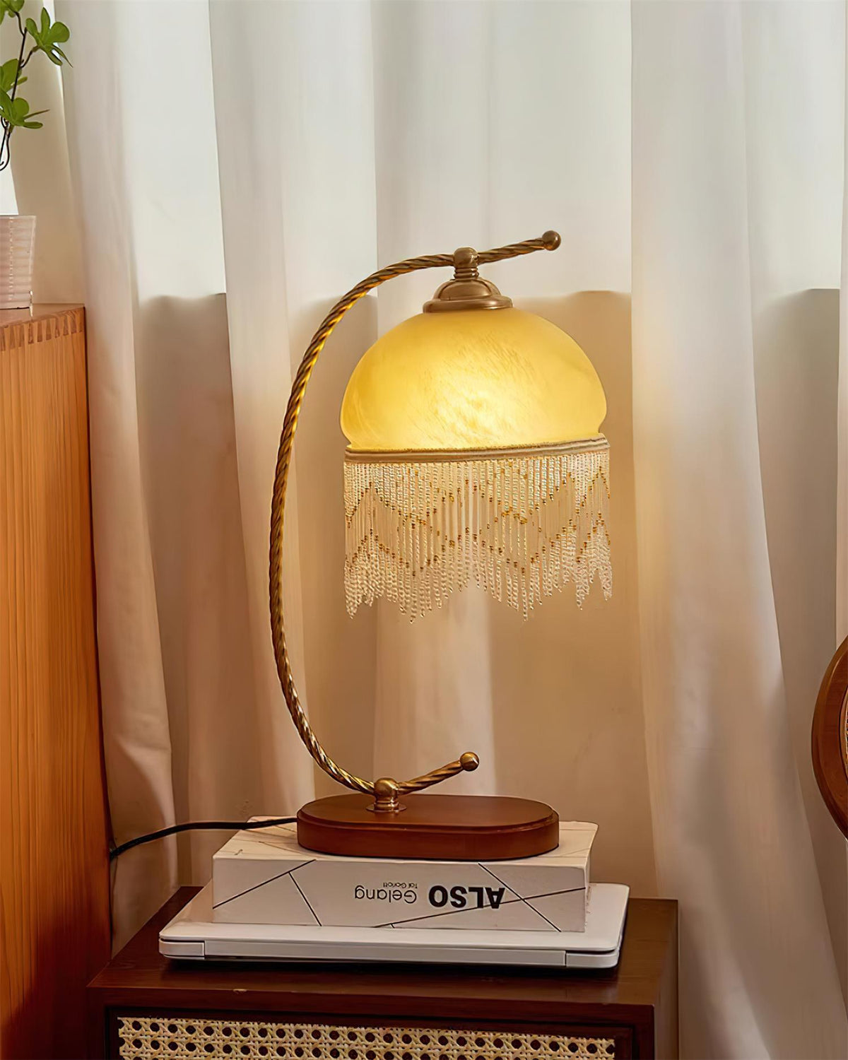 Noriise lampa stołowa