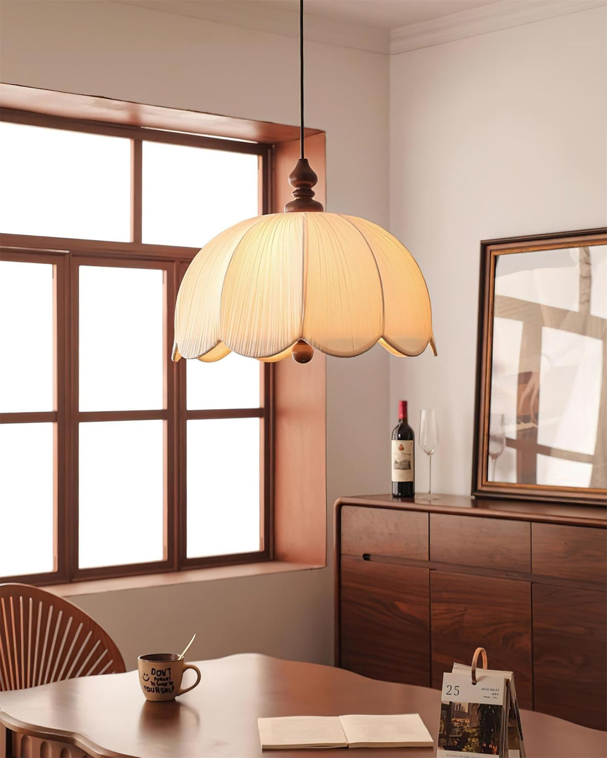 Oreliena lampa wisząca