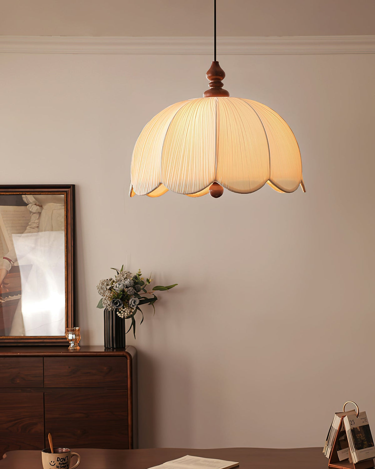 Oreliena lampa wisząca