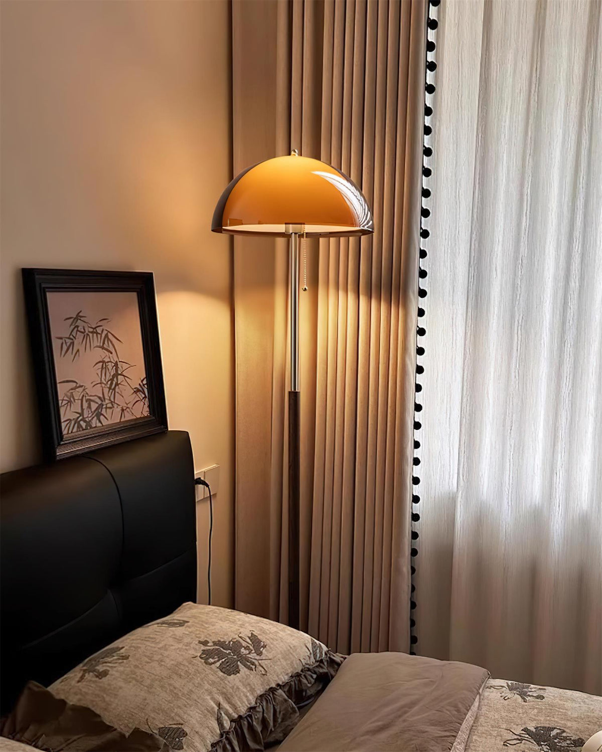 Selenielle lampa stojąca
