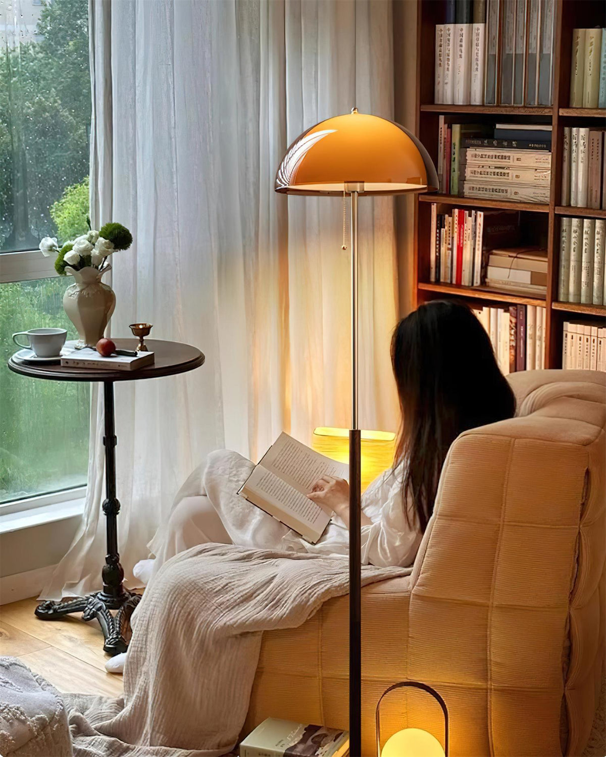 Selenielle lampa stojąca