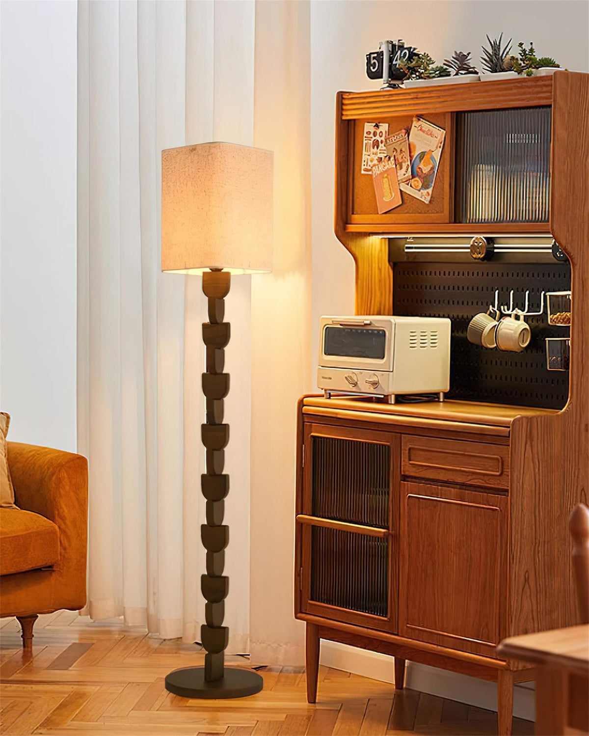 Rinoreria lampa stojąca z drewna