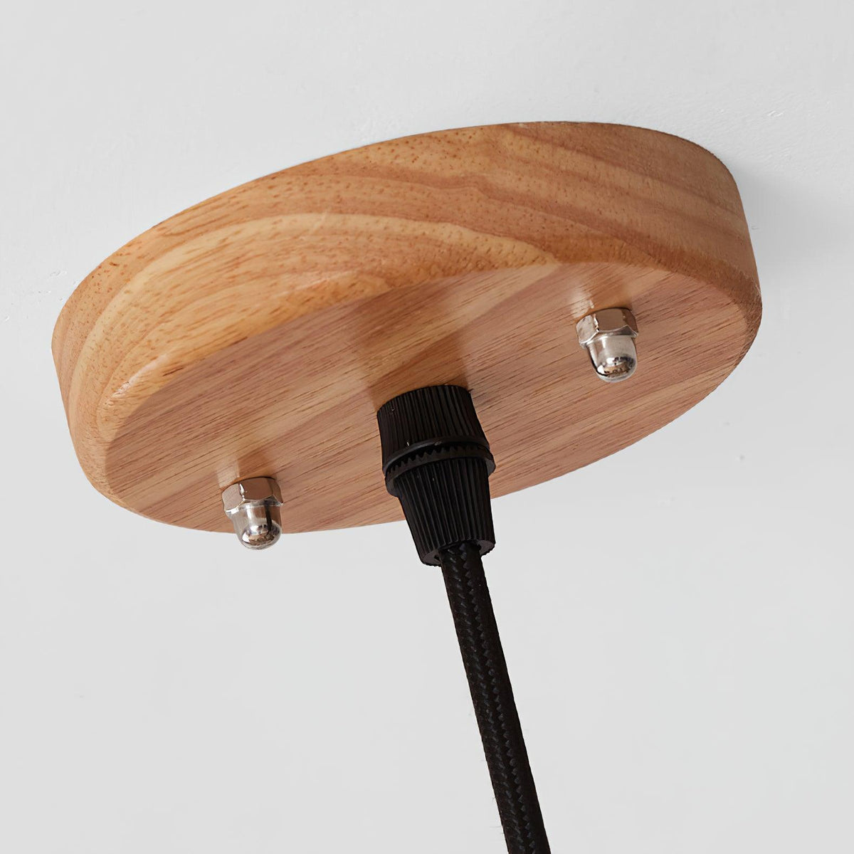 Clou wisząca lampa retro z drewna