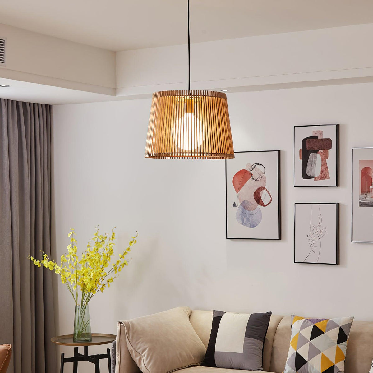 Clou wisząca lampa retro z drewna