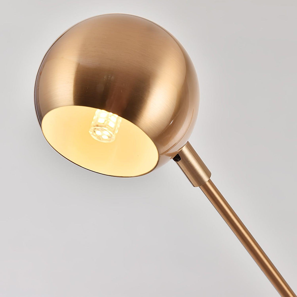 Gresh minimalistyczna lampa stojąca