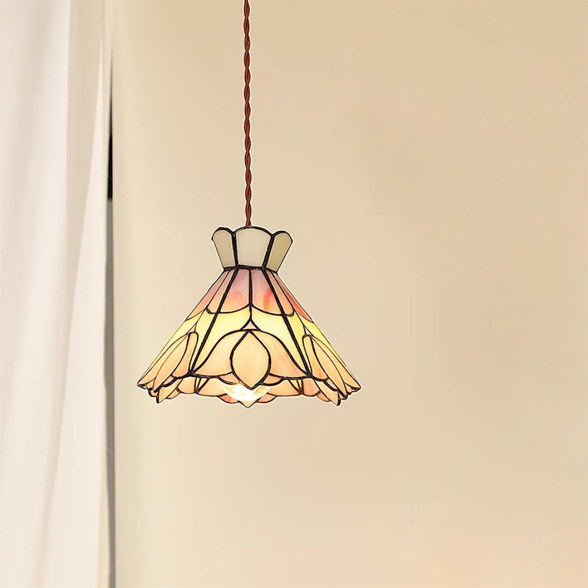 Rose lampa wisząca ze szkła