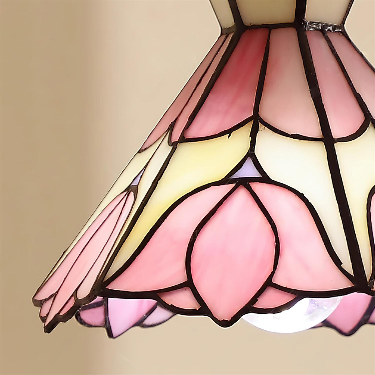 Rose lampa wisząca ze szkła