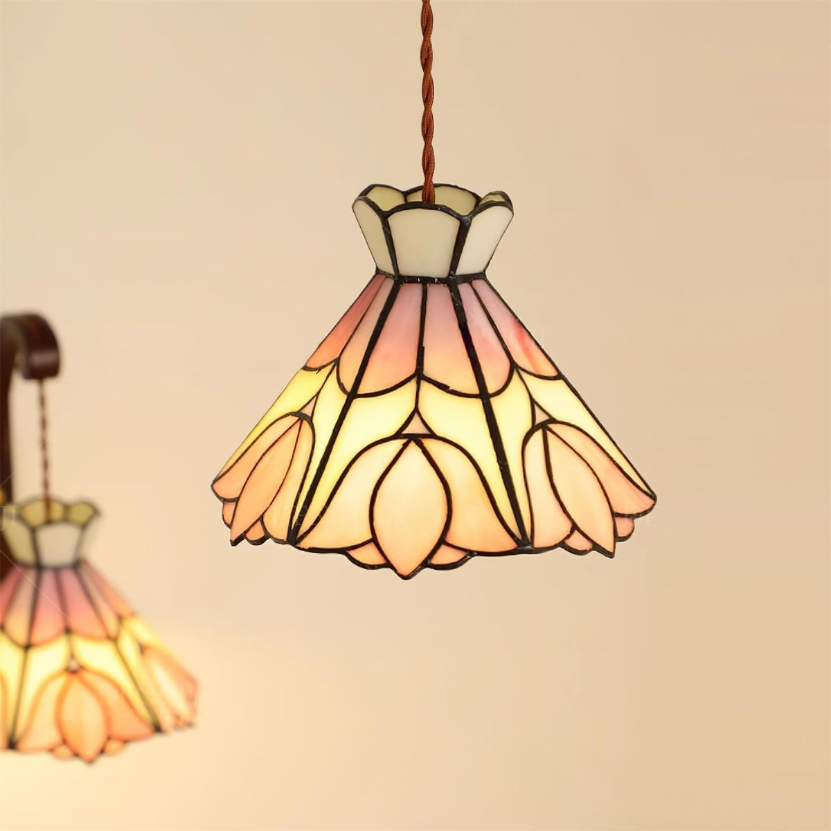 Rose lampa wisząca ze szkła