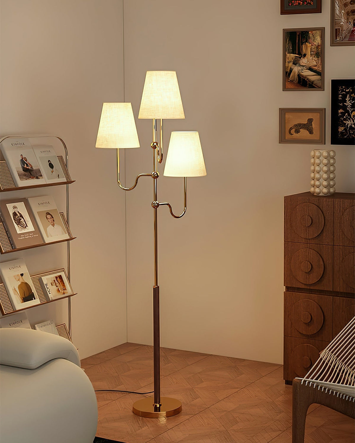Vevenq lampa stojąca z płóciennym abażurem