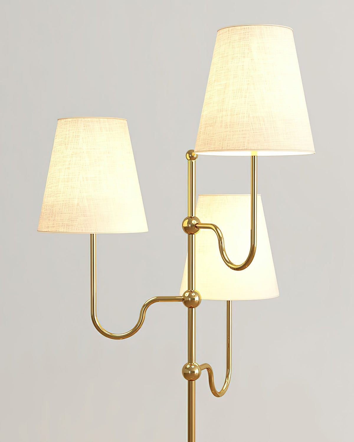 Vevenq lampa stojąca z płóciennym abażurem