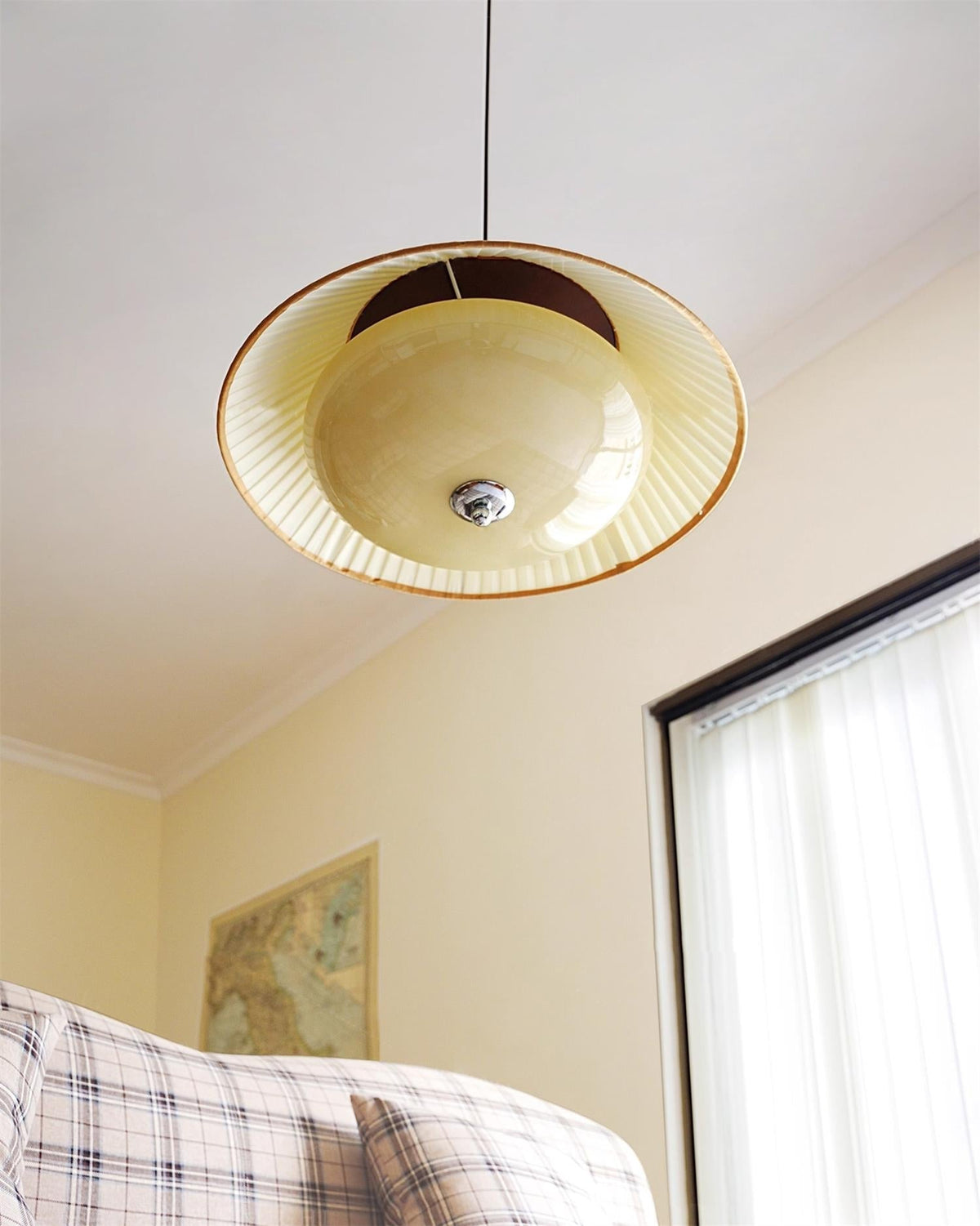 Orelirena lampa wisząca