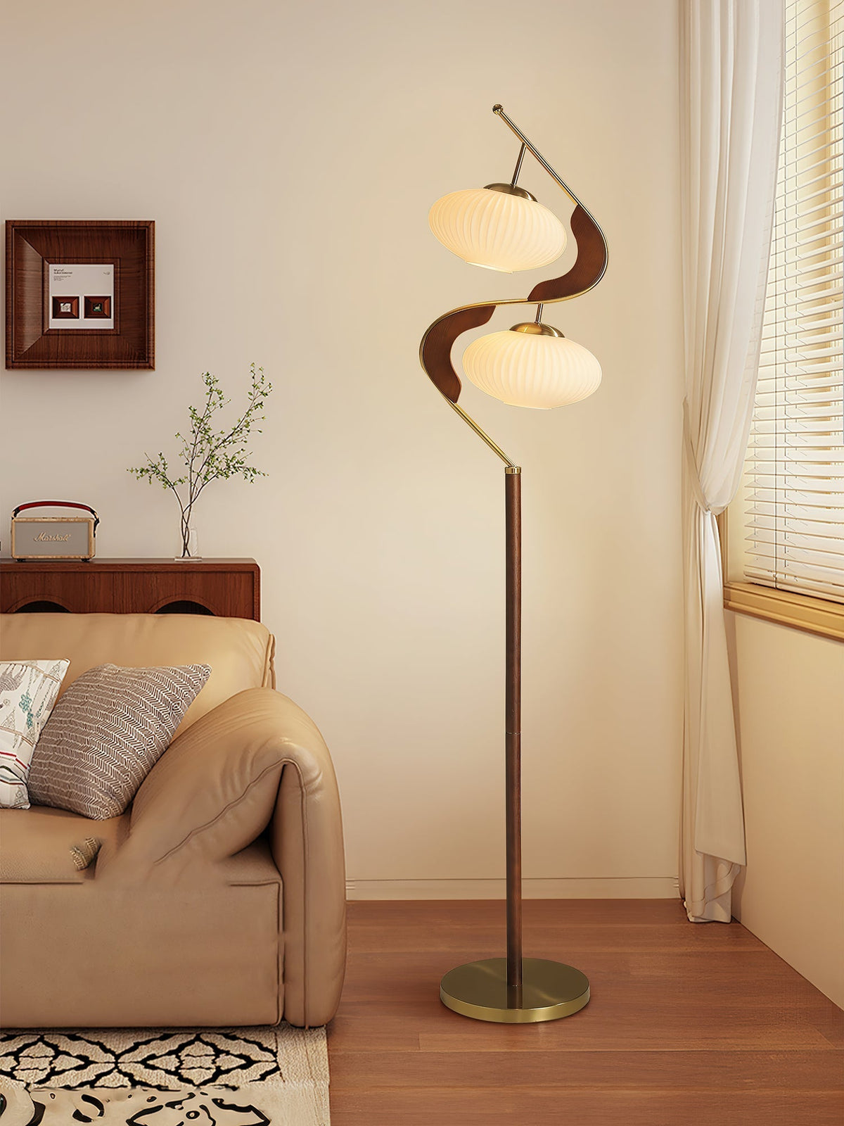Miruaya nowoczesna lampa stojąca