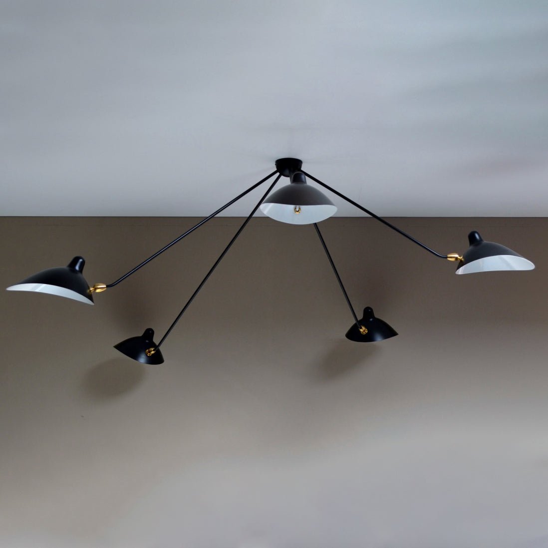 Elaoraine lampa sufitowa trzyramienna czarna rzeźbiarska