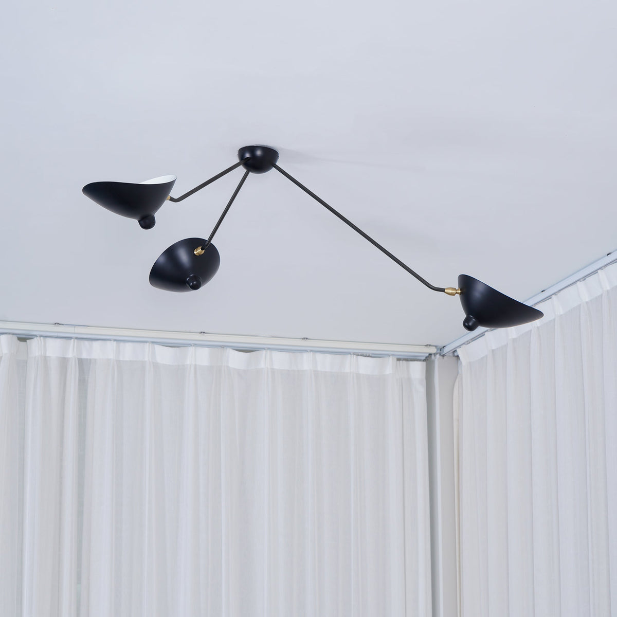 Elaoraine lampa sufitowa trzyramienna czarna rzeźbiarska