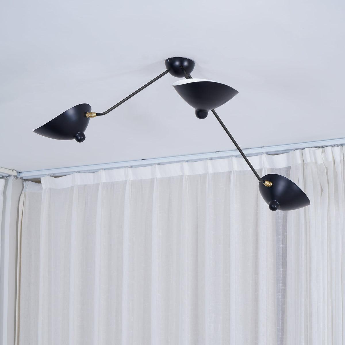 Elaoraine lampa sufitowa trzyramienna czarna rzeźbiarska