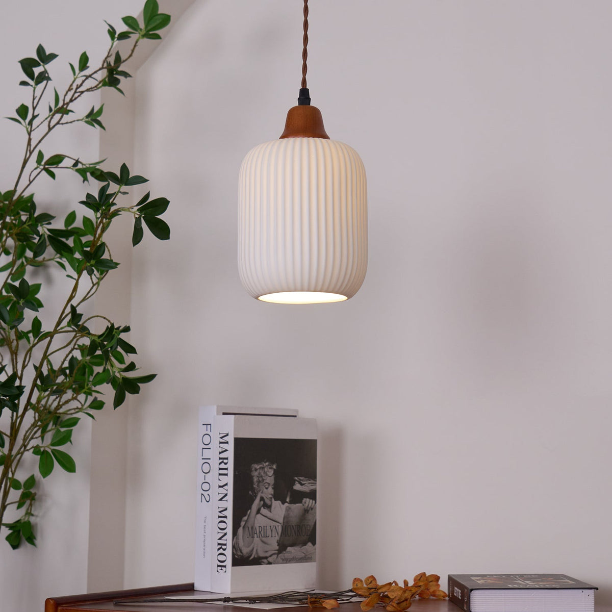 Claire lampa wisząca ze szkła porcelanowego