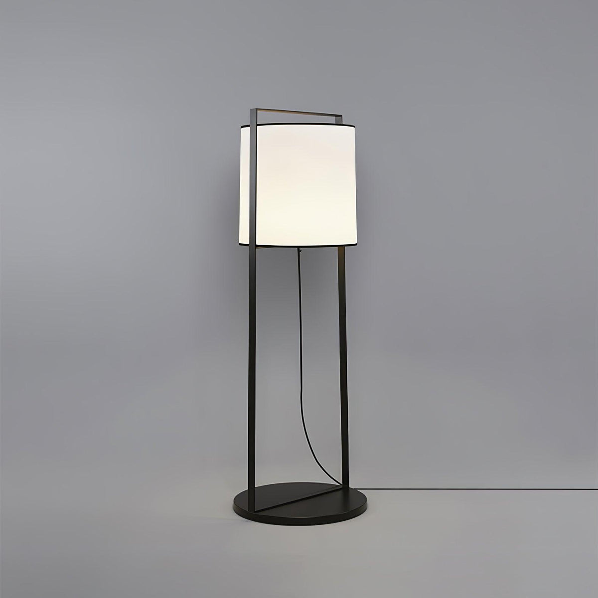 Eslinn nowoczesna lampa stojąca