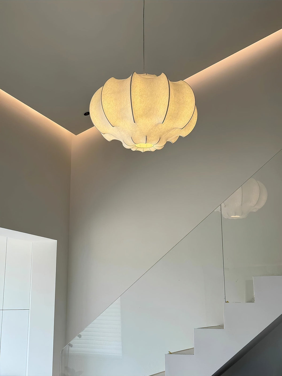 Vaelorin Sableth Silken Lotus Silk lampa wisząca