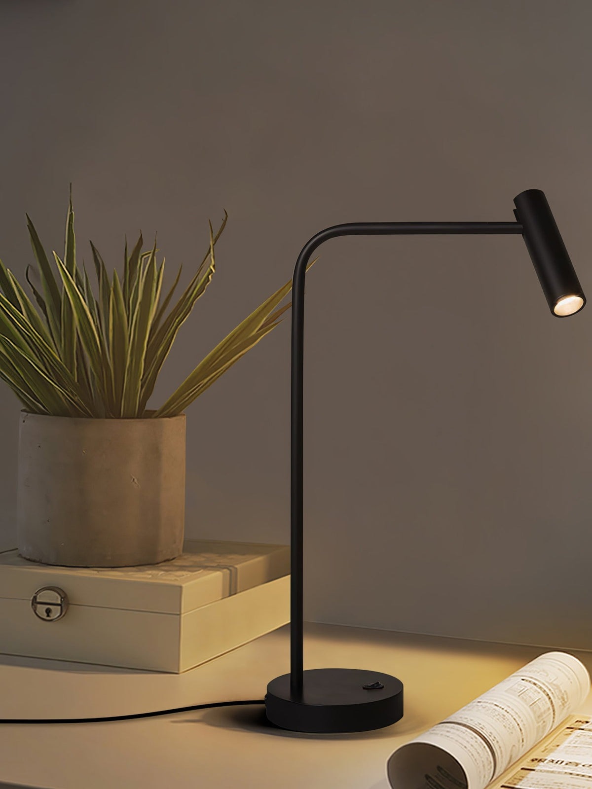 Lumice Miniamlist lampa stołowa