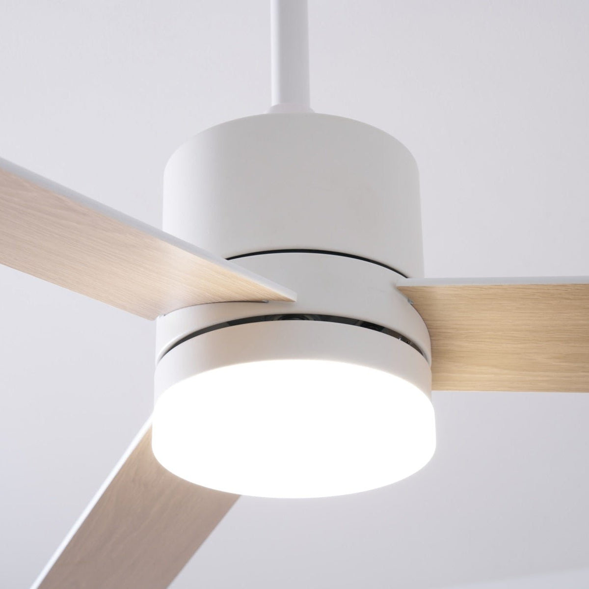 Virainian Drift lampa sufitowa z wentylatorem