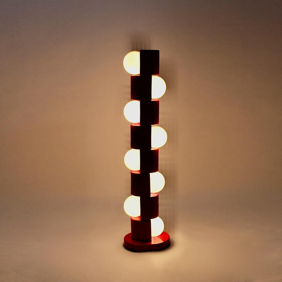 Viraeraine lampa stojąca