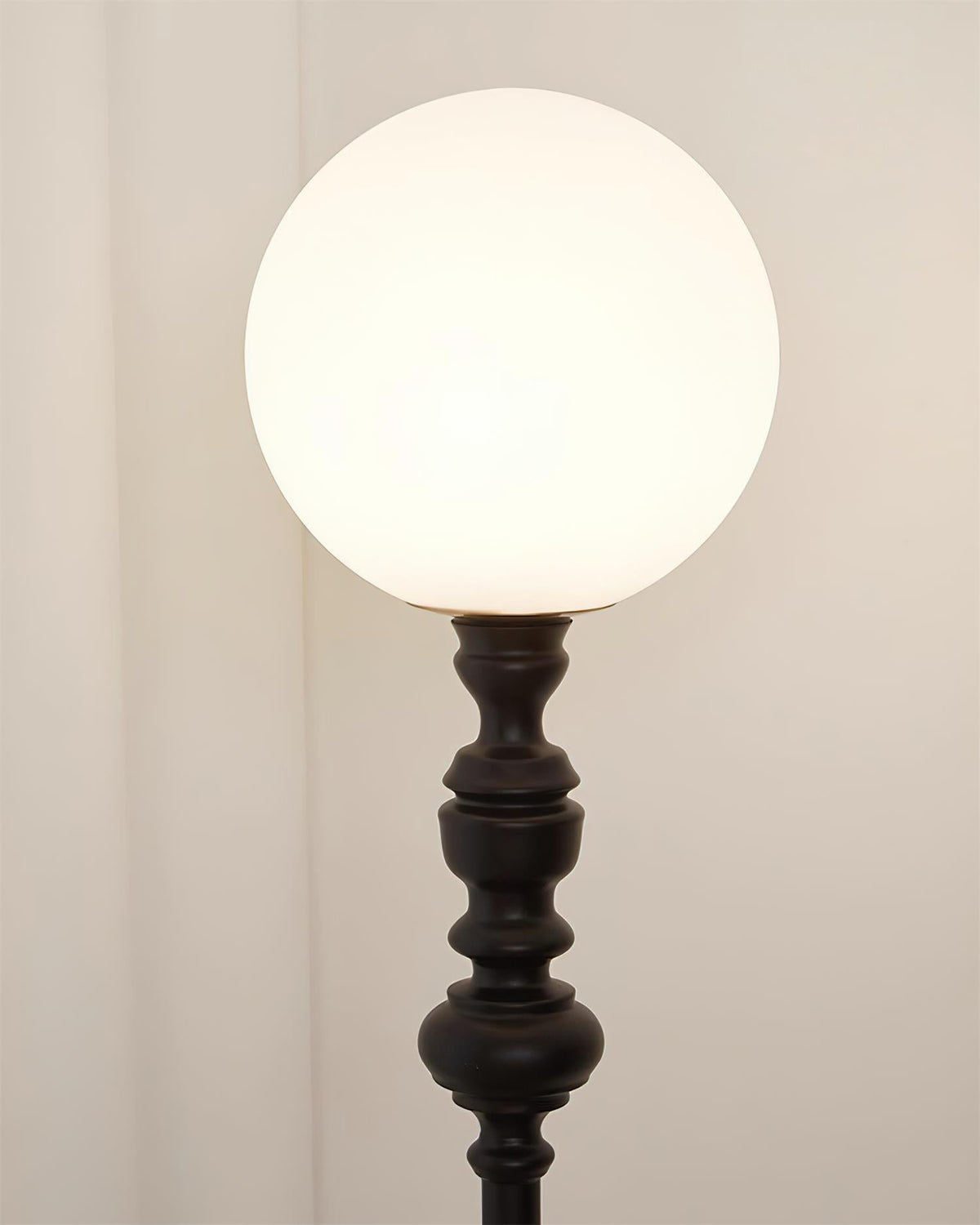 Lampa stojąca Odessa