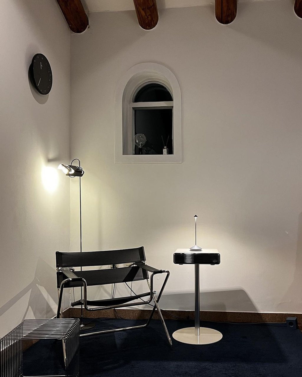 Merven minimalistyczna lampa stojąca