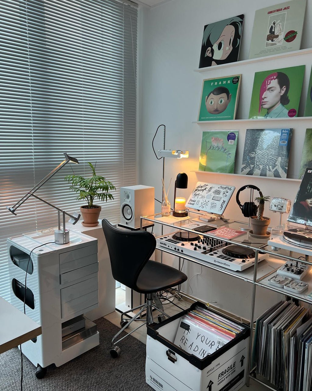 Merven minimalistyczna lampa stojąca