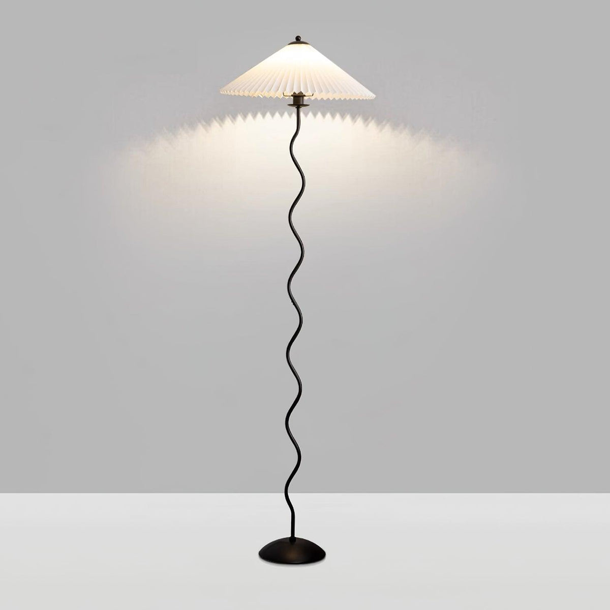 Avenaelia lampa stojąca
