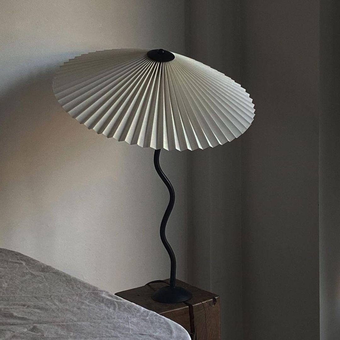 Vioro lampa stołowa z płótna