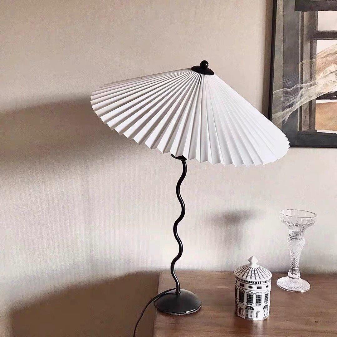 Vioro lampa stołowa z płótna