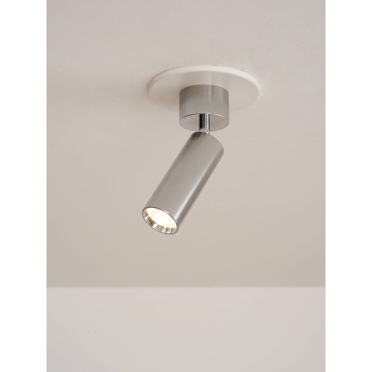 Riveia lampa sufitowa COB