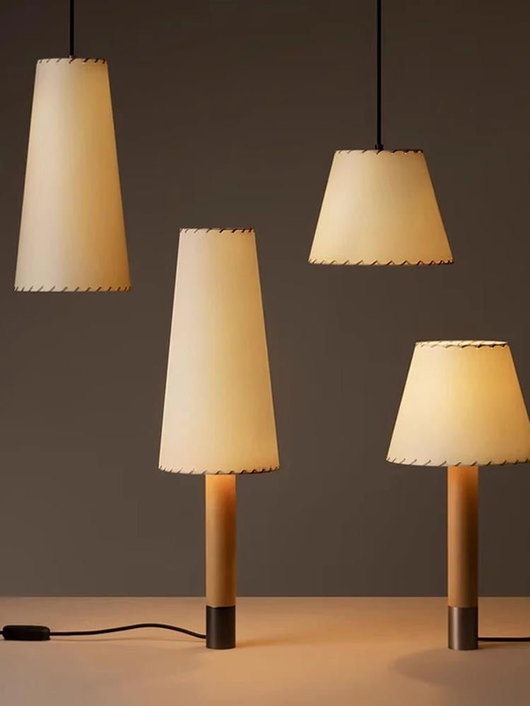 Bravique Stitched lampa stołowa
